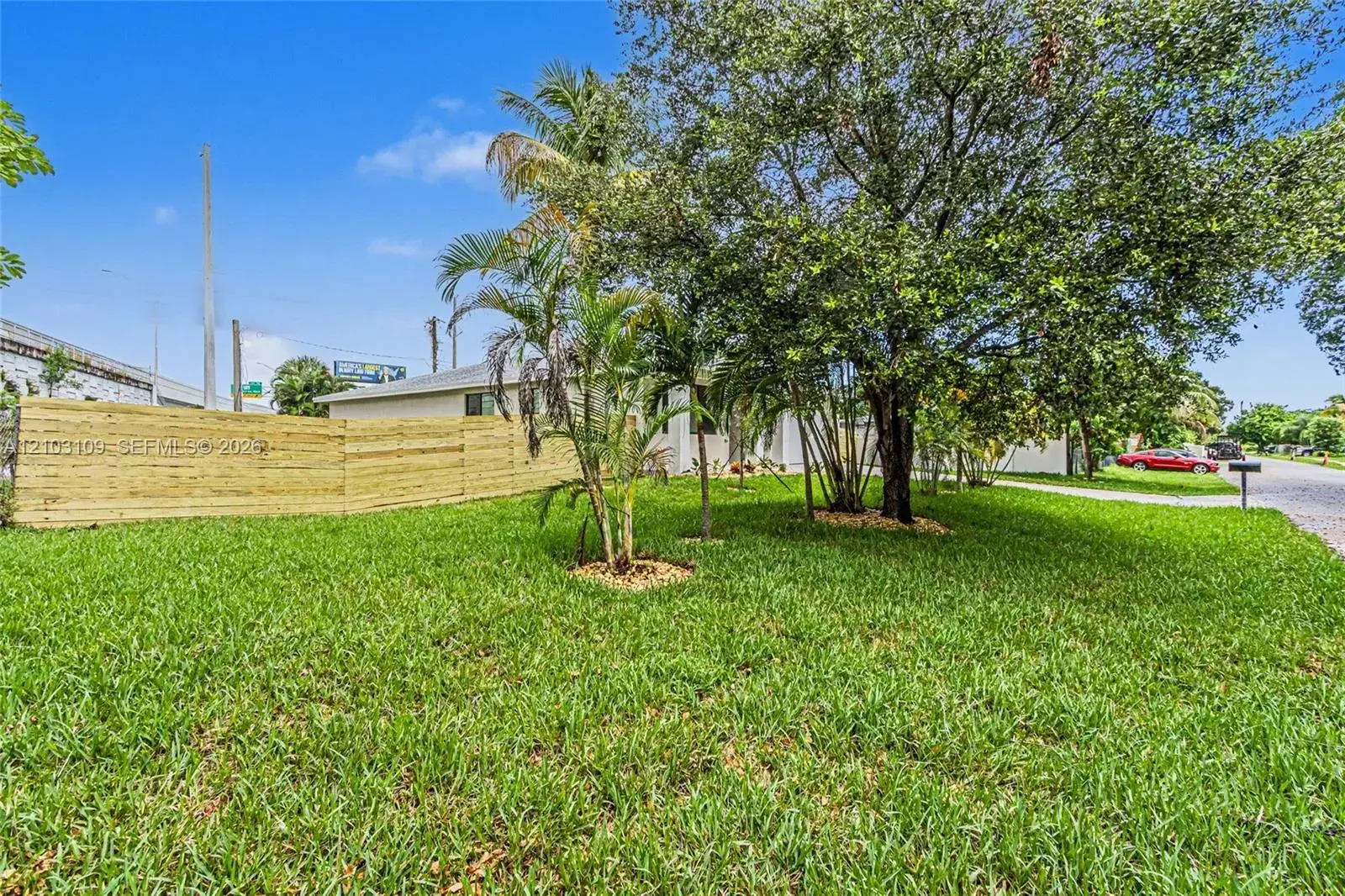 727 NW 43rd Ct, Oakland Park FL 33309