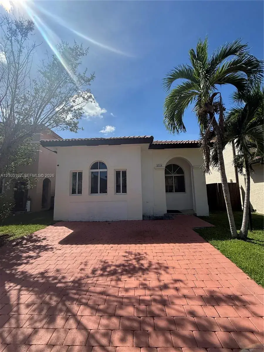 2514 NE 41, Homestead FL 33033