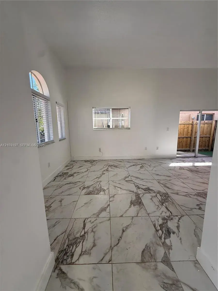 2514 NE 41, Homestead FL 33033