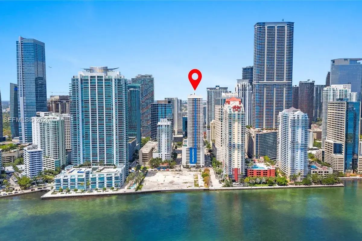 1200 Brickell Bay Dr # 4218, Miami FL 33131