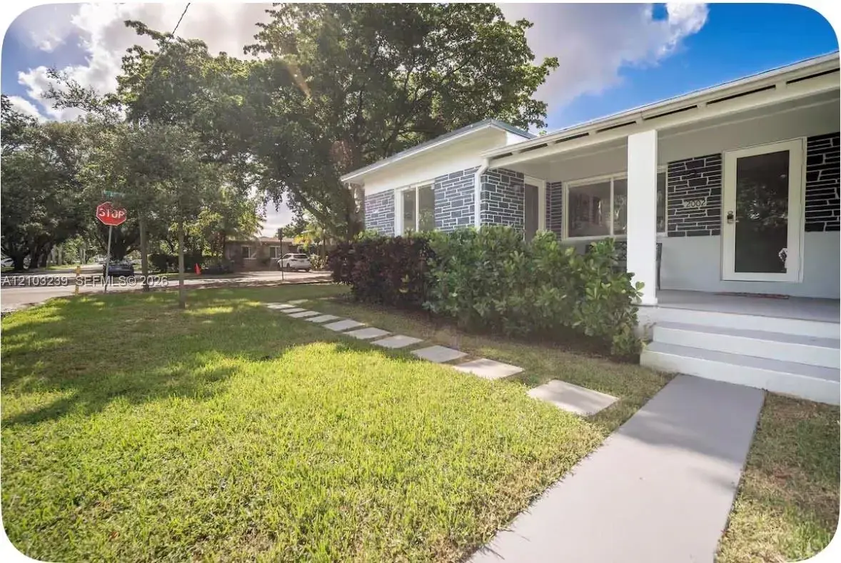 2002 Wiley St # 1, Hollywood FL 33020