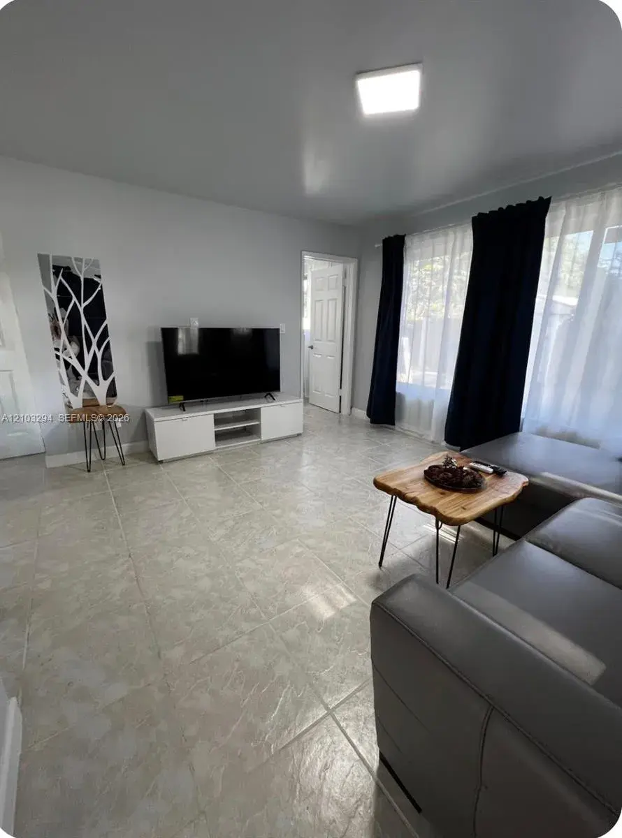 1407 S 20th Ave # 1, Hollywood FL 33020