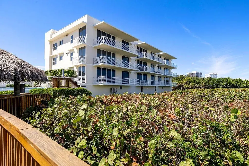 4802 N.HIGHWAY A1A # 2G, Hutchinson Island FL 34949