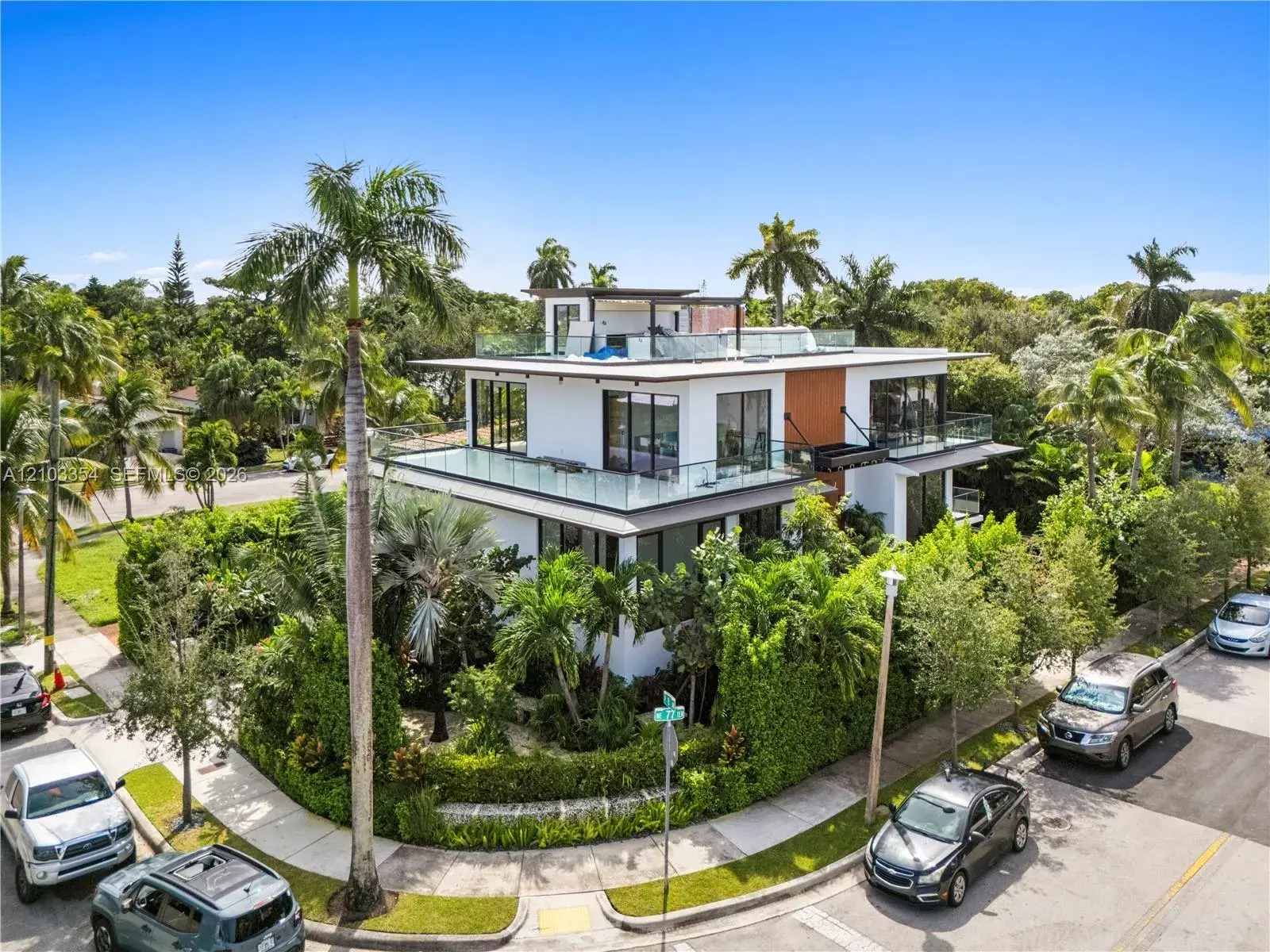 790 NE 77th Ter, Miami FL 33138