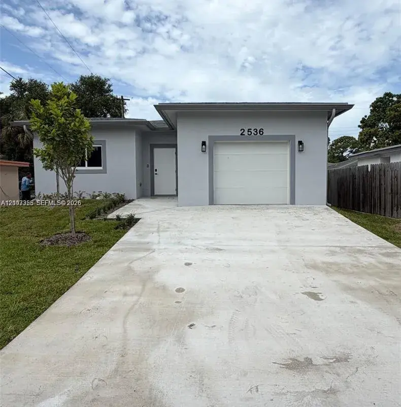 2536 NW 9th Ct, Fort Lauderdale FL 33311