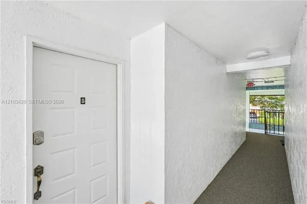 17420 BIRCHWOOD LN # 5, Fort Myers FL 33908