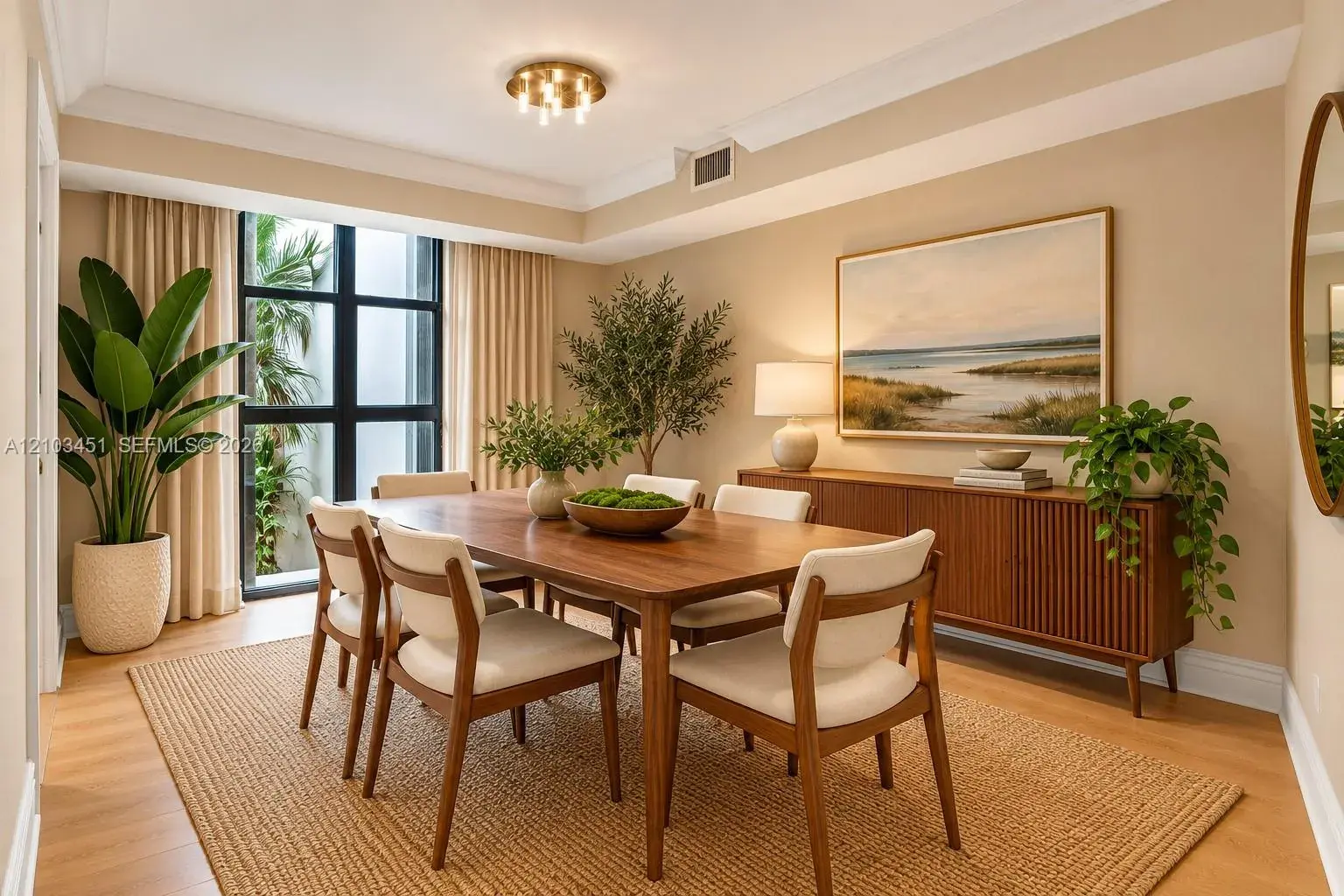 2000 Towerside Ter # 301, Miami FL 33138