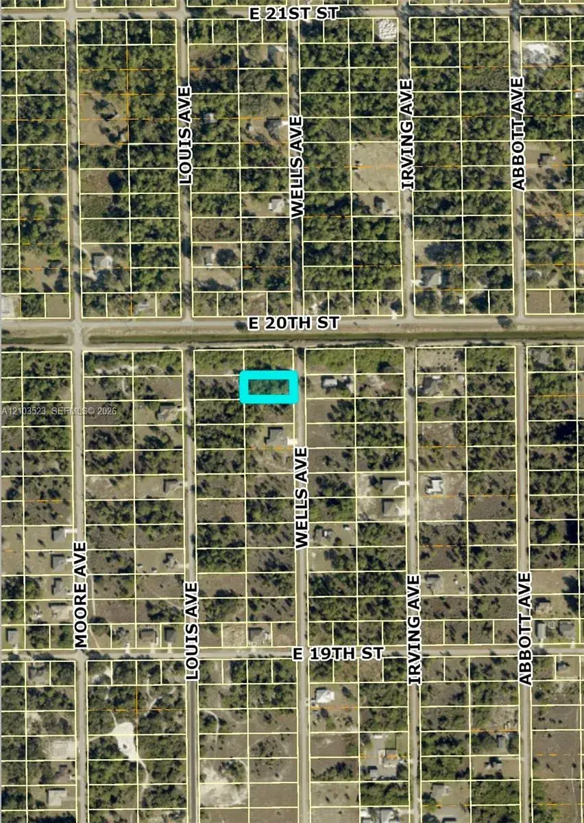 1921 WELLS AVE, Lehigh Acres FL 33972