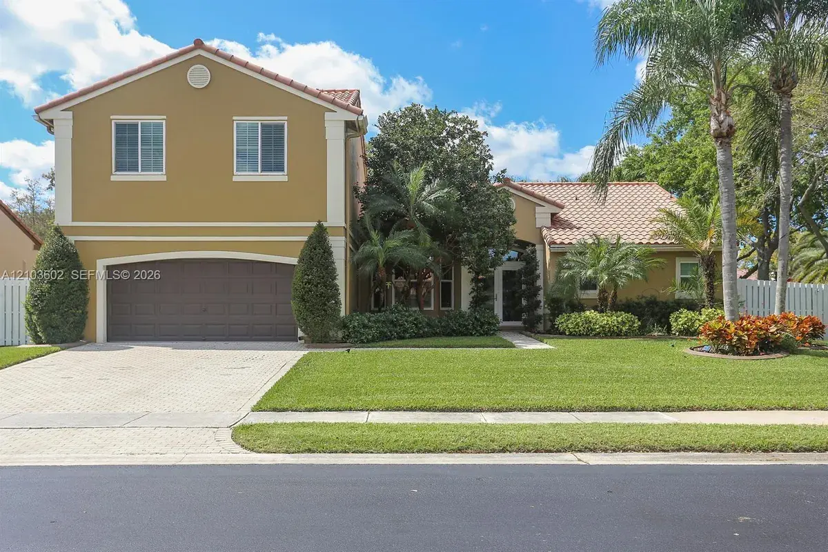 1203 NW 127th Dr, Sunrise FL 33323