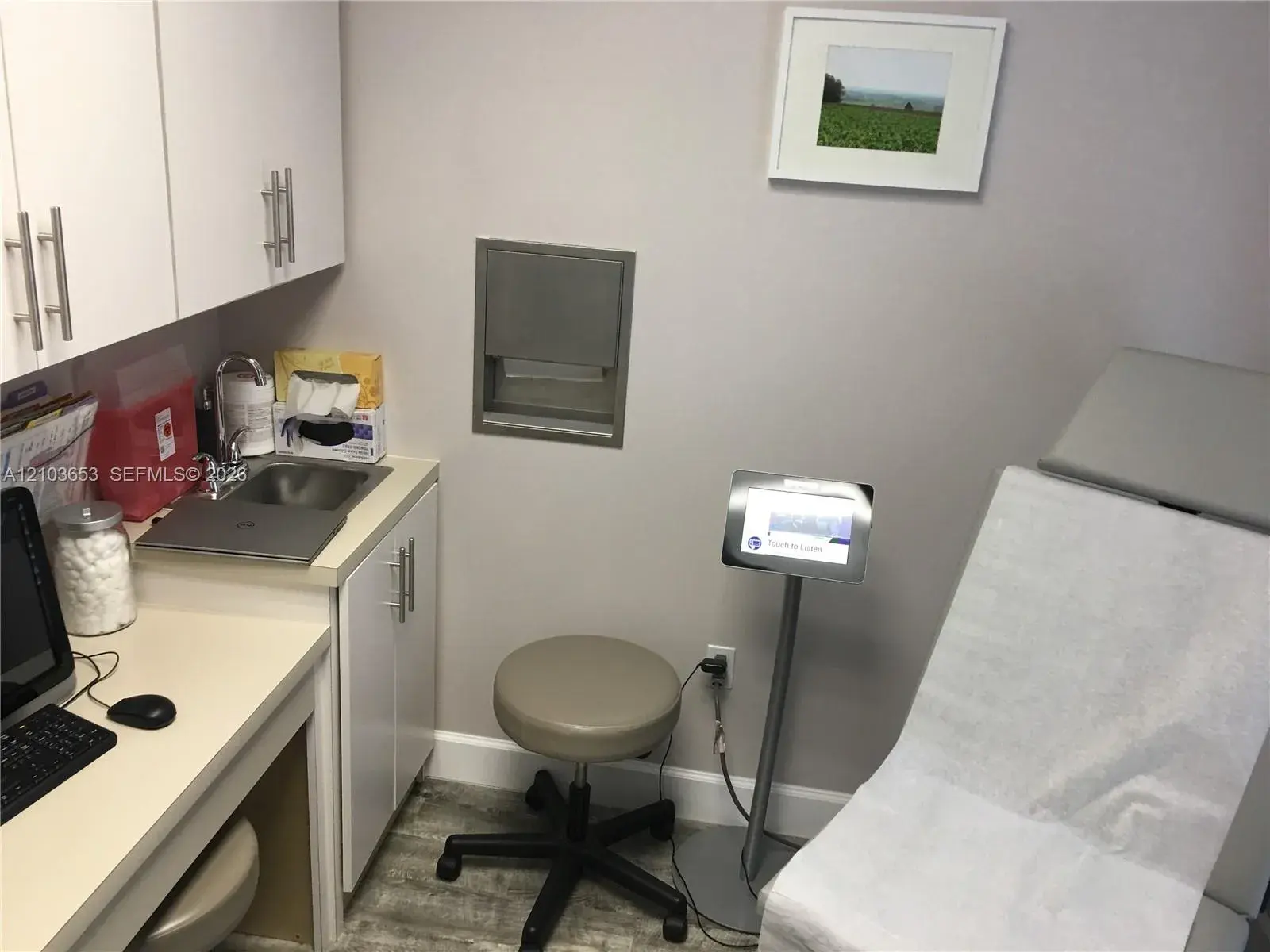 2695 S Le Jeune Rd # 203, Coral Gables FL 33134