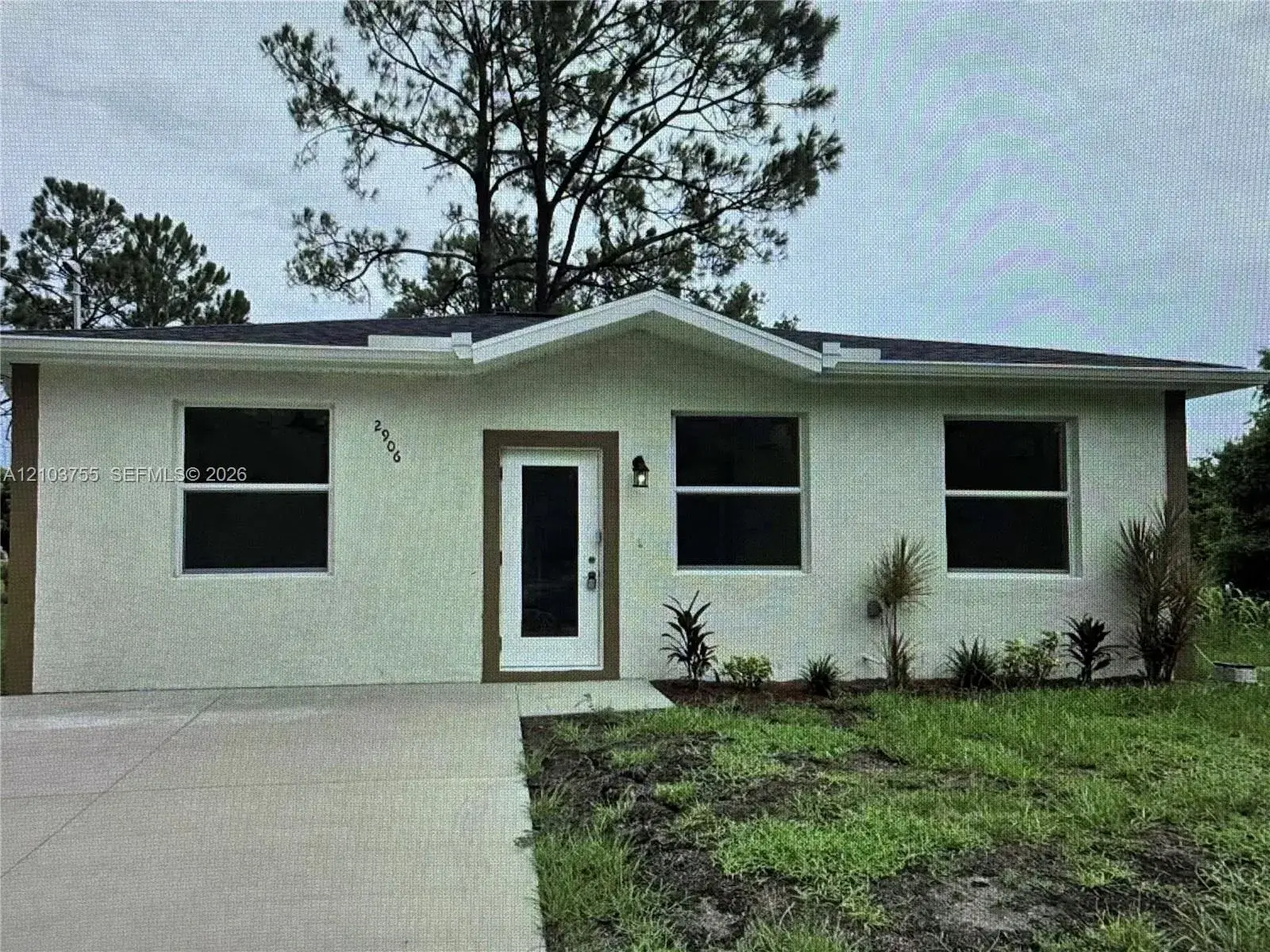 2906 W 52 st, Lehigh Acres FL 33971