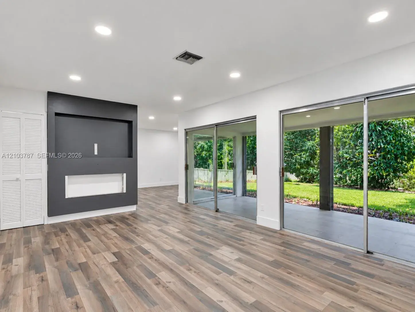 1901 Coquina Way, Coral Springs FL 33071
