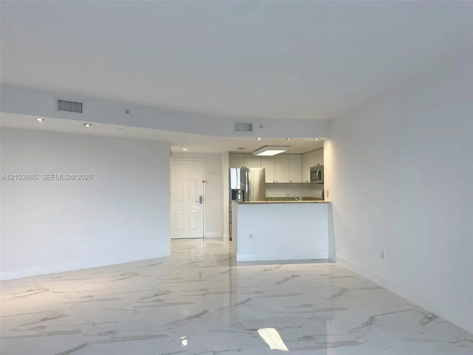 19501 W Country Club Dr # 406, Aventura FL 33180