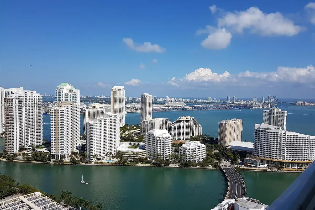 950 Brickell Bay Dr # 4008, Miami FL 33131