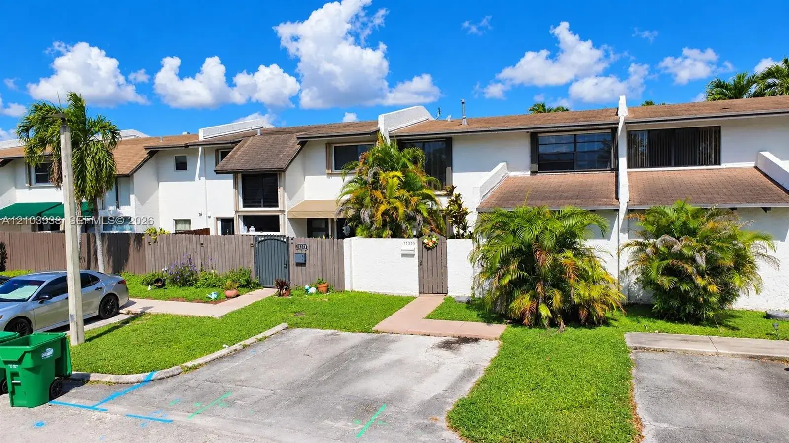 11335 SW 71st Ln, Miami FL 33173