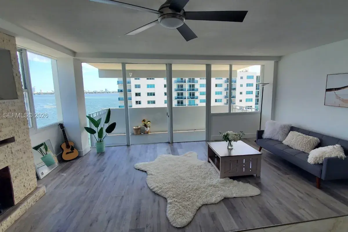 7545 E Treasure Dr # 9H, North Bay Village FL 33141