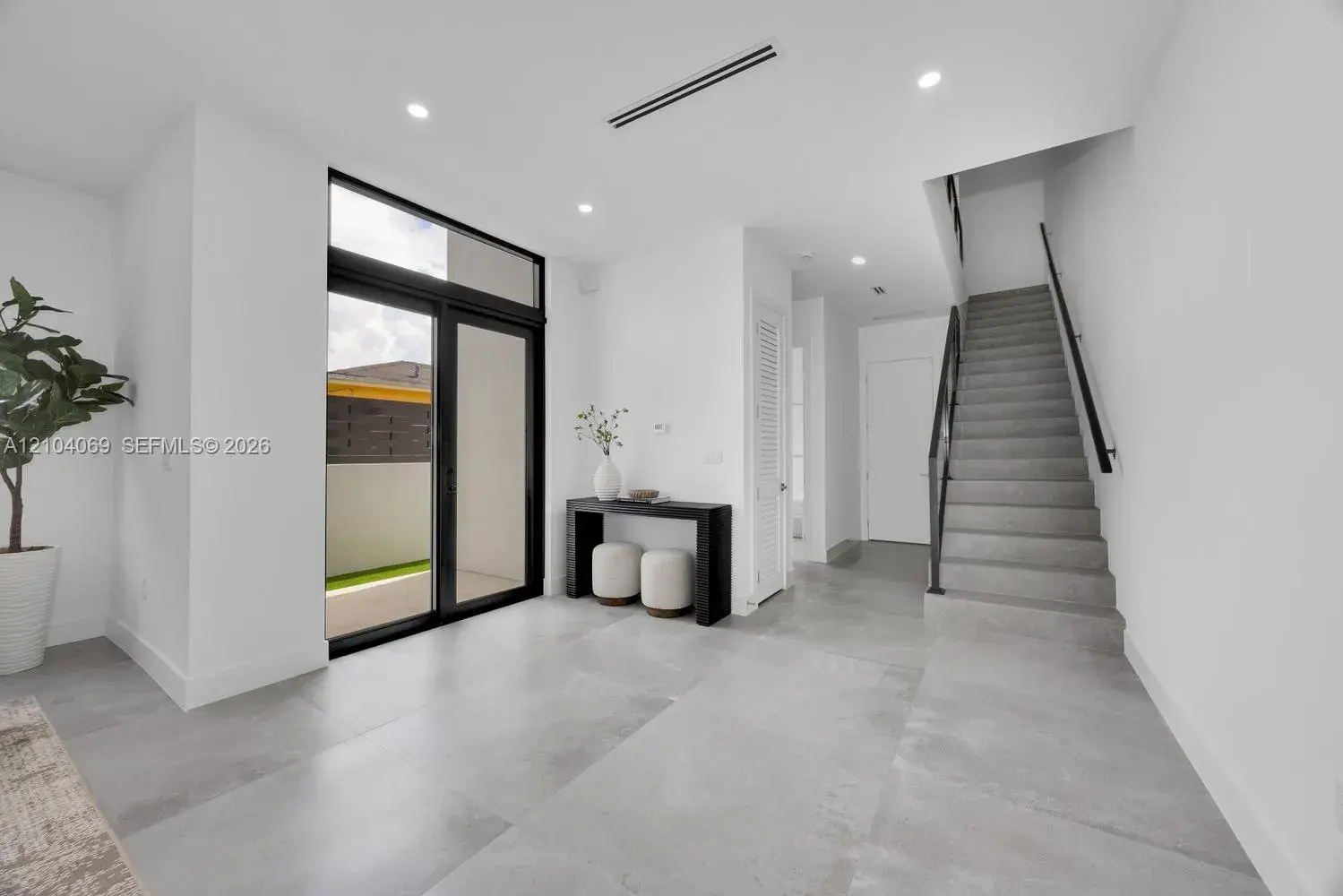 1771 NW 3 St, Miami FL 33125