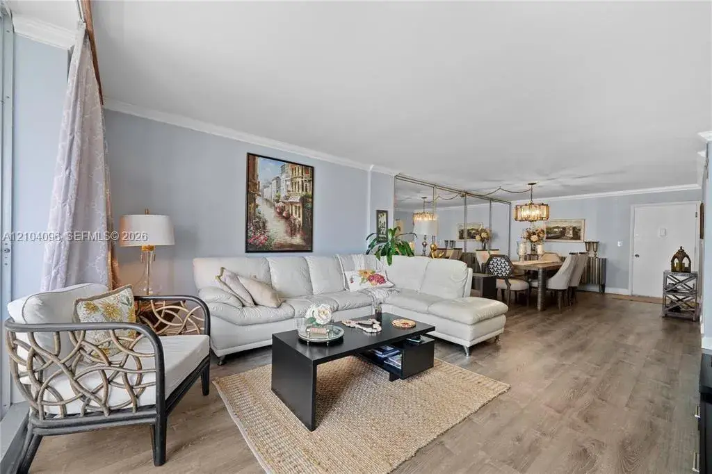 1849 S Ocean Dr # 1112, Hallandale Beach FL 33009