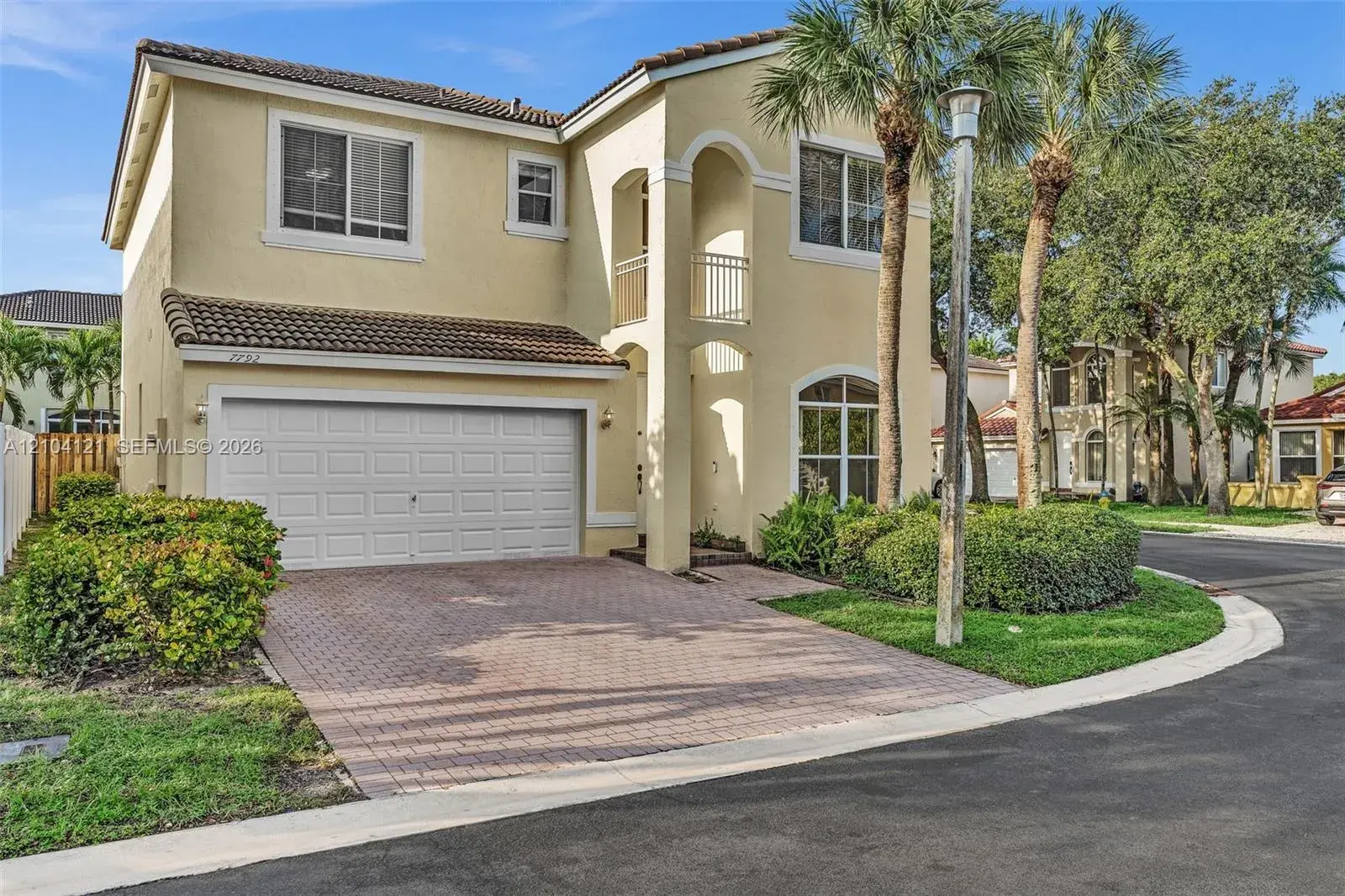 7792 NW 18th St, Pembroke Pines FL 33024
