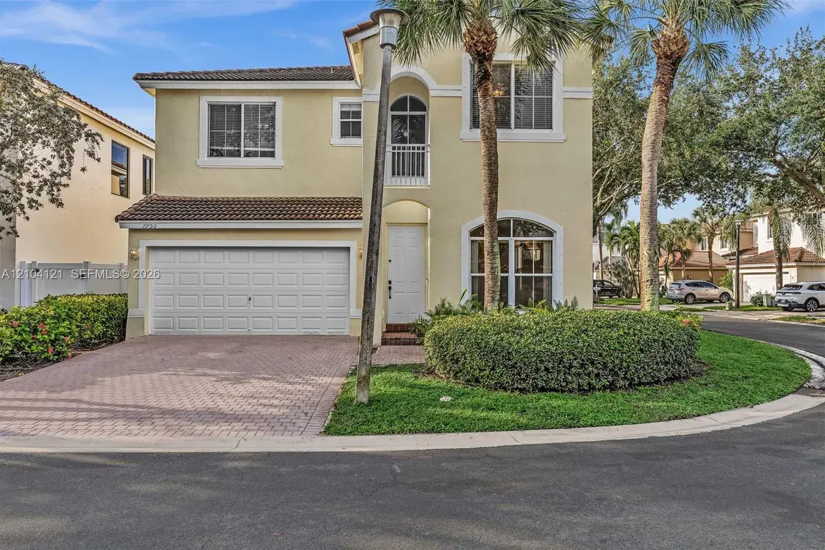 7792 NW 18th St, Pembroke Pines FL 33024