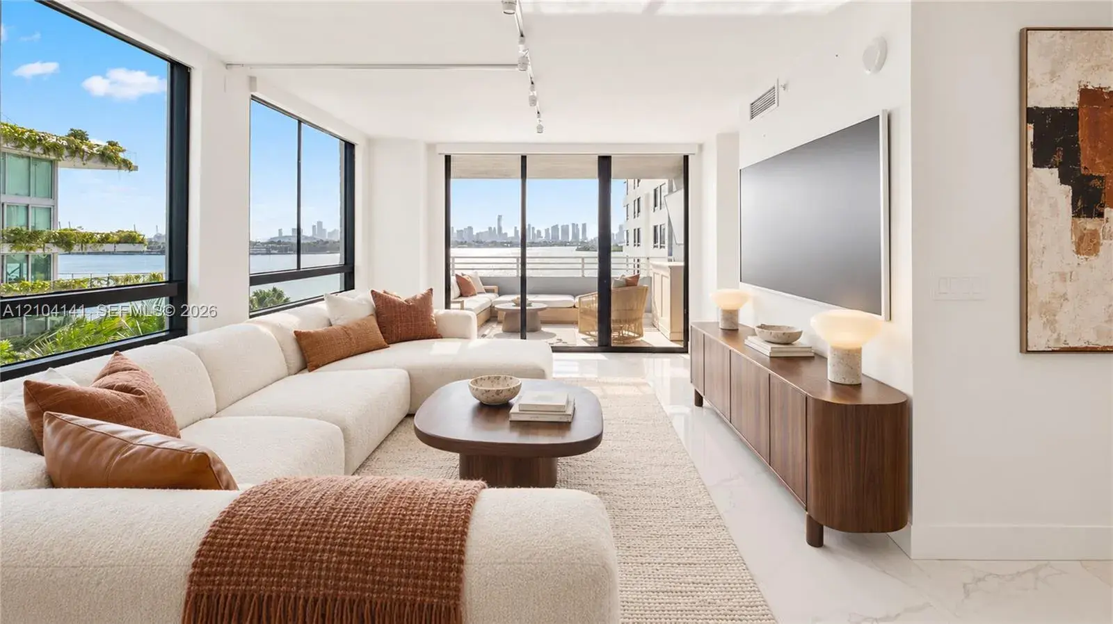 2 bedroom 2 bath Residential for sale at 1330 West Avenue # 708, Miami Beach FL 33139