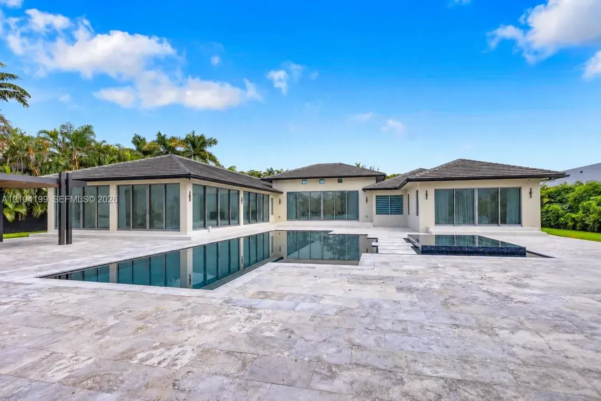 11240 SW 95th St, Miami FL 33176