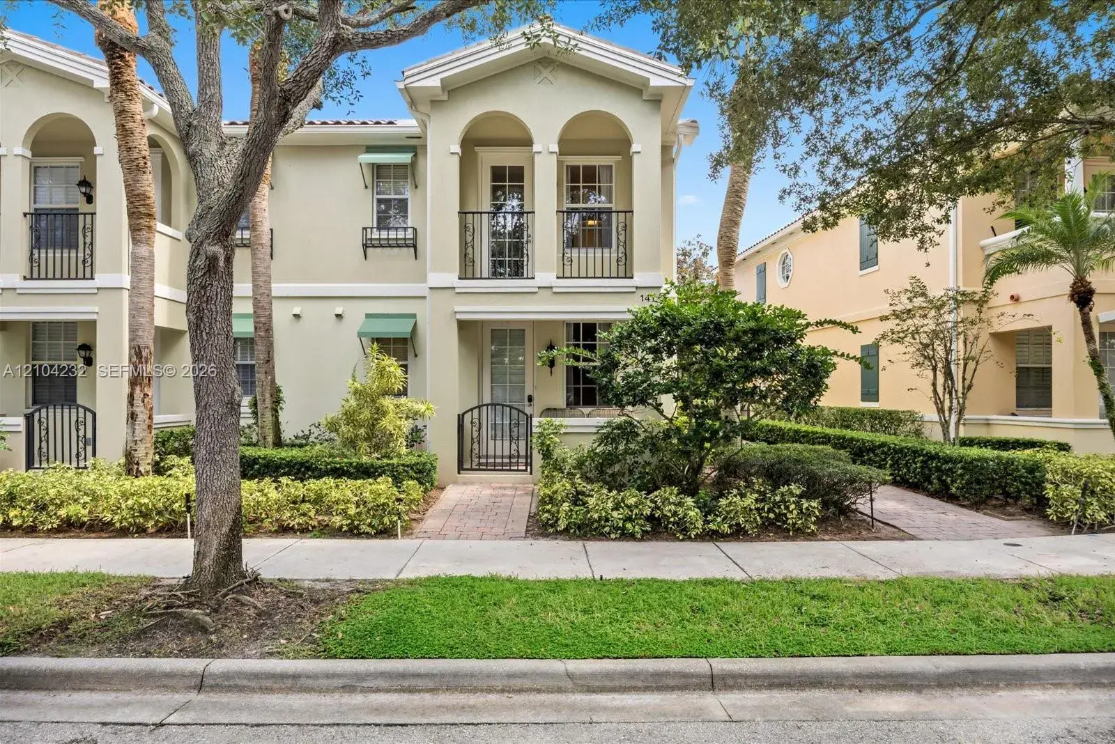 141 Rivinia Dr, Jupiter FL 33458