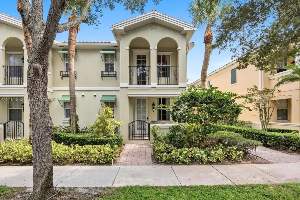 141 Rivinia Dr, Jupiter FL 33458