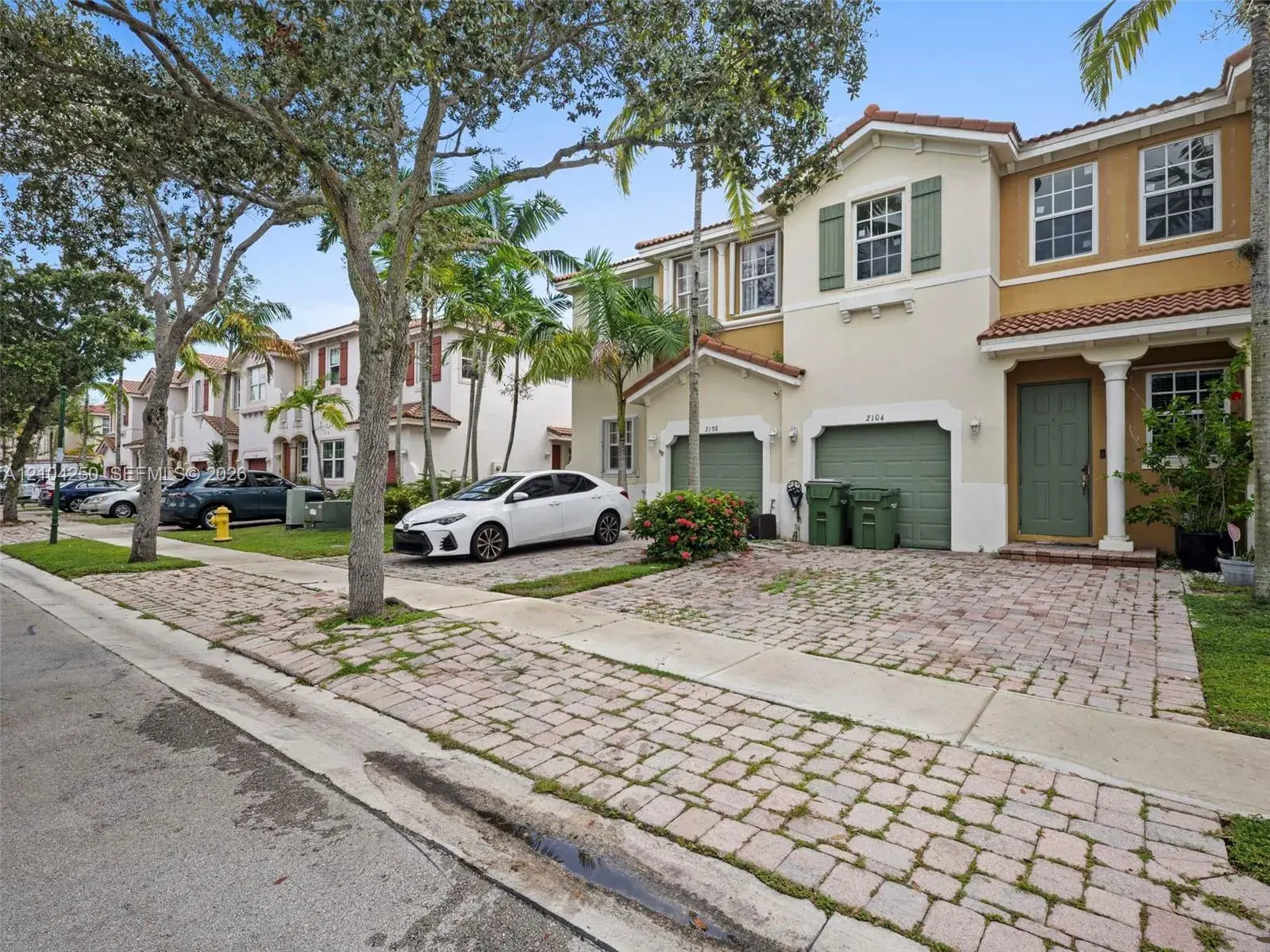 2104 NE 3rd Ct, Homestead FL 33033