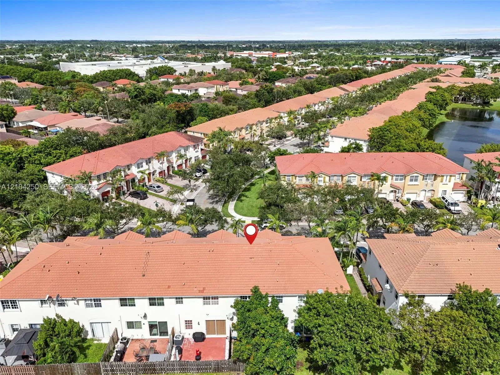 2104 NE 3rd Ct, Homestead FL 33033