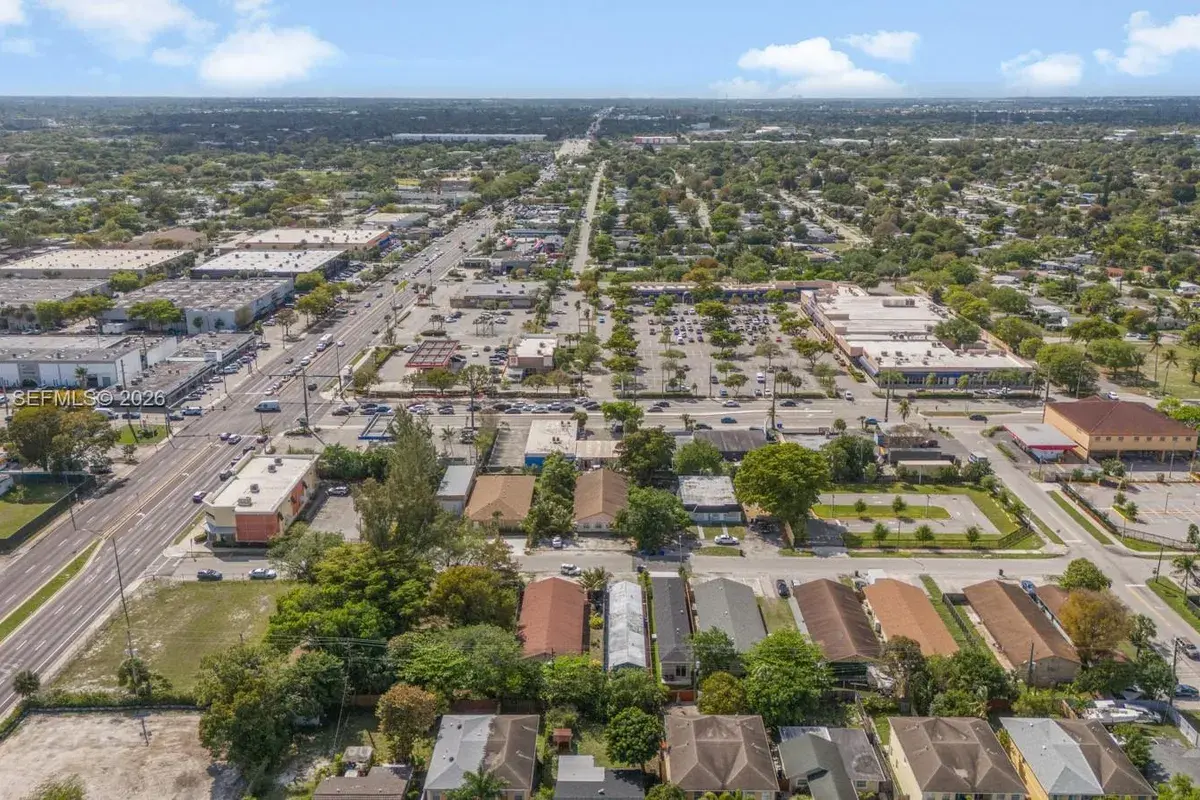 1028 NW 8th Ave, Fort Lauderdale FL 33311