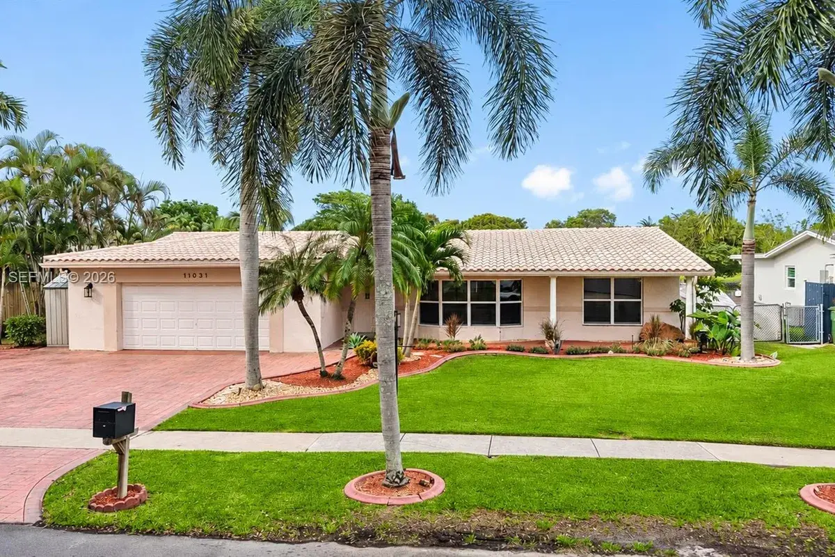 11031 NW 22nd St, Pembroke Pines FL 33026