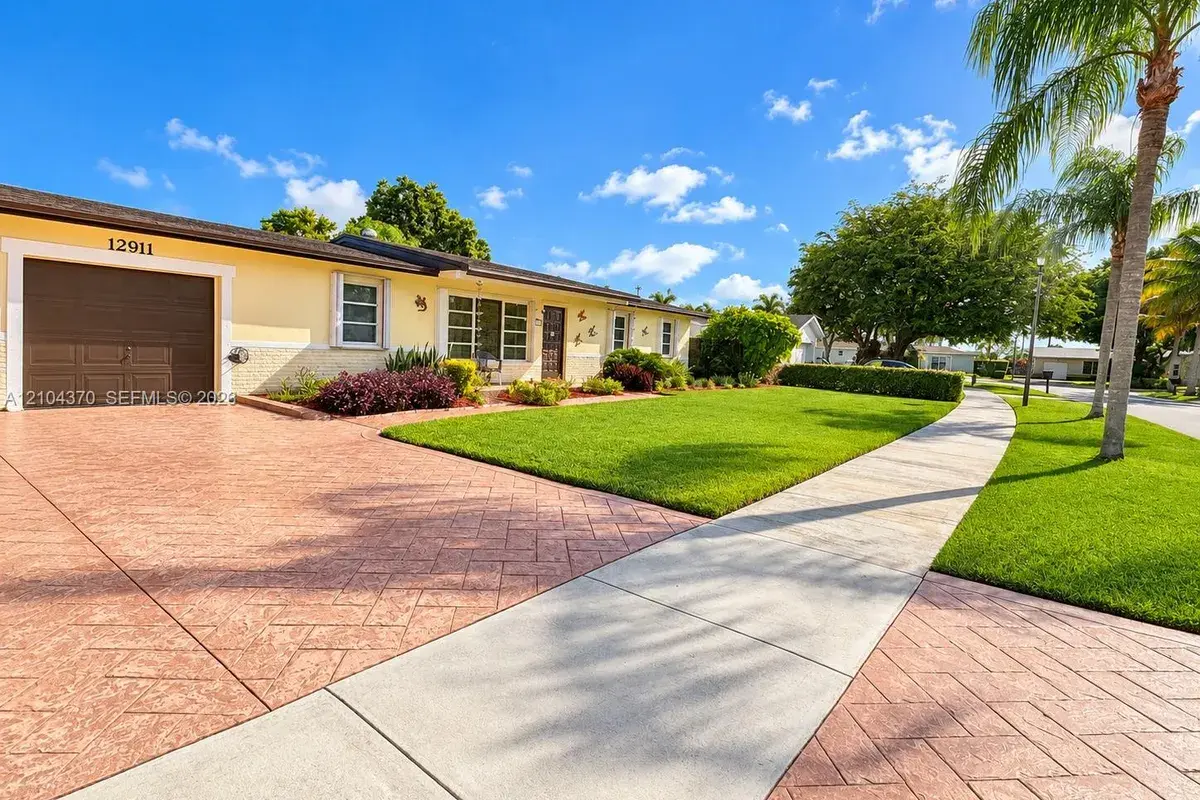 12911 SW 83rd St, Miami FL 33183