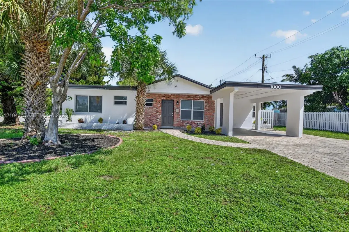 1000 SE 2nd Ave, Deerfield Beach FL 33441