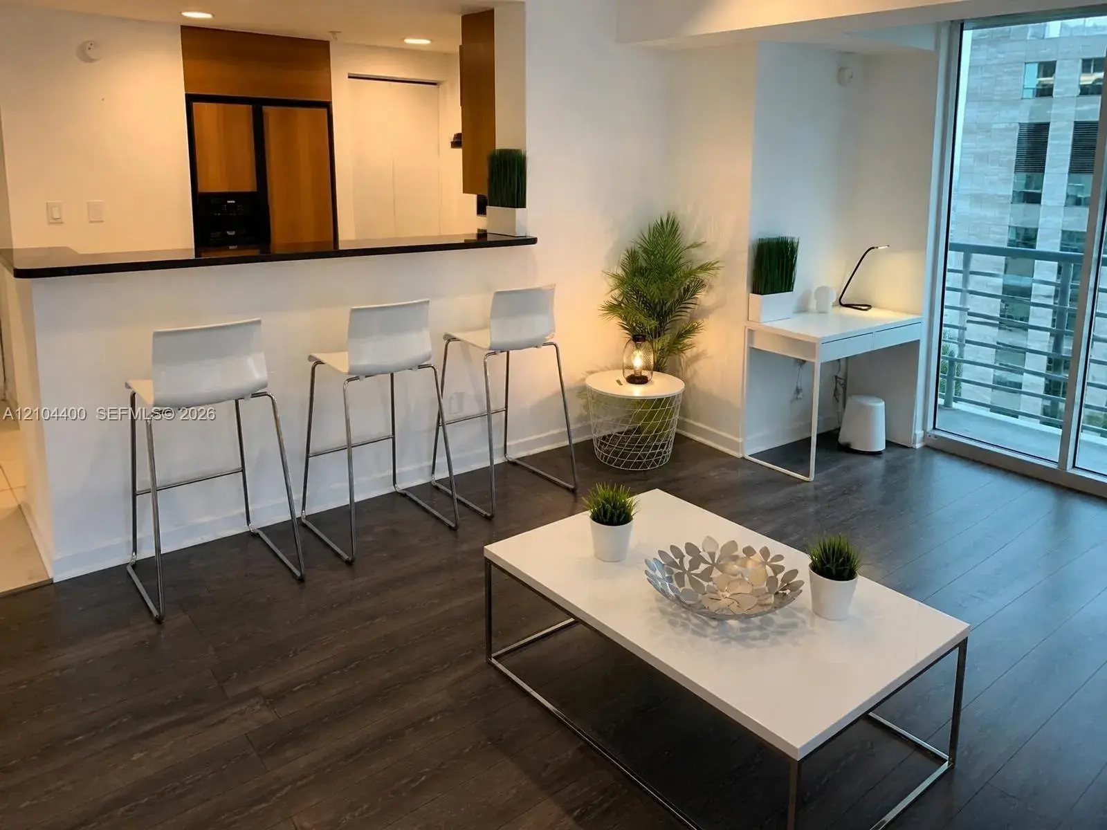 335 S Biscayne Blvd # 3406, Miami FL 33131