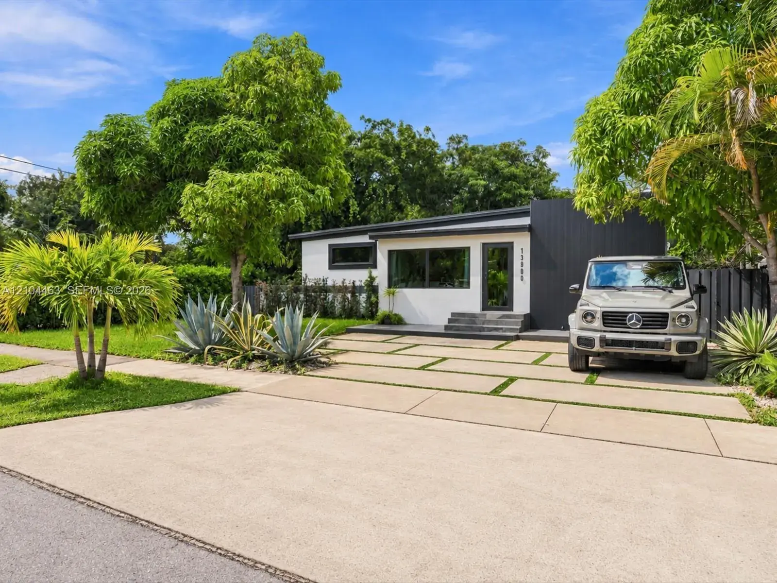 13900 NE 16th Ct, North Miami FL 33181