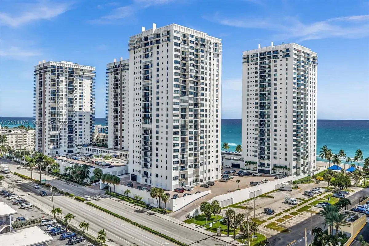 2401 S Ocean Dr # 2503, Hollywood FL 33019