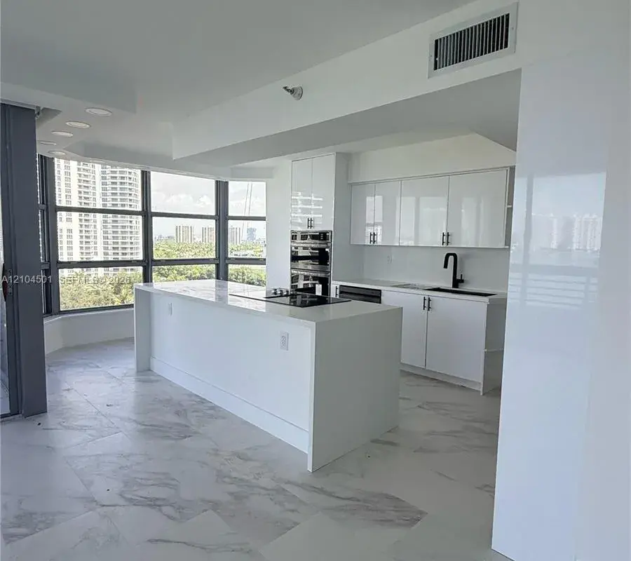 19101 NE 36th Ct # 1005, Aventura FL 33180