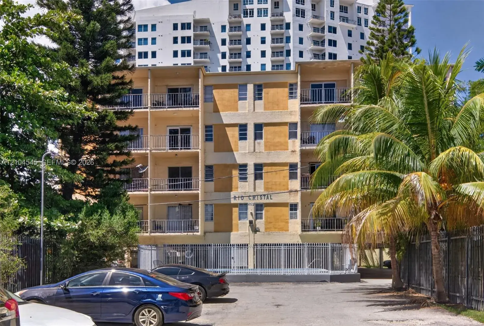 453 SW 2nd St # 301C, Miami FL 33130