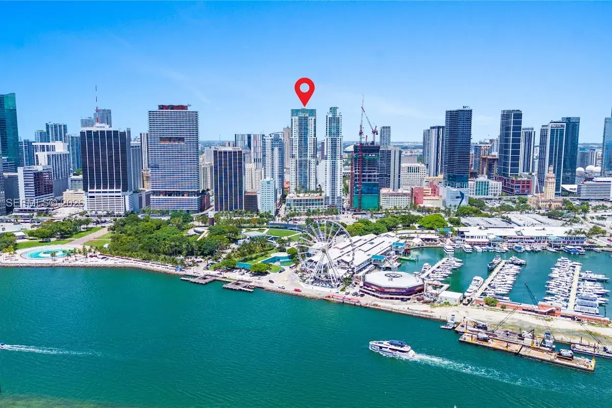 253 NE 2nd St # 424, Miami FL 33132