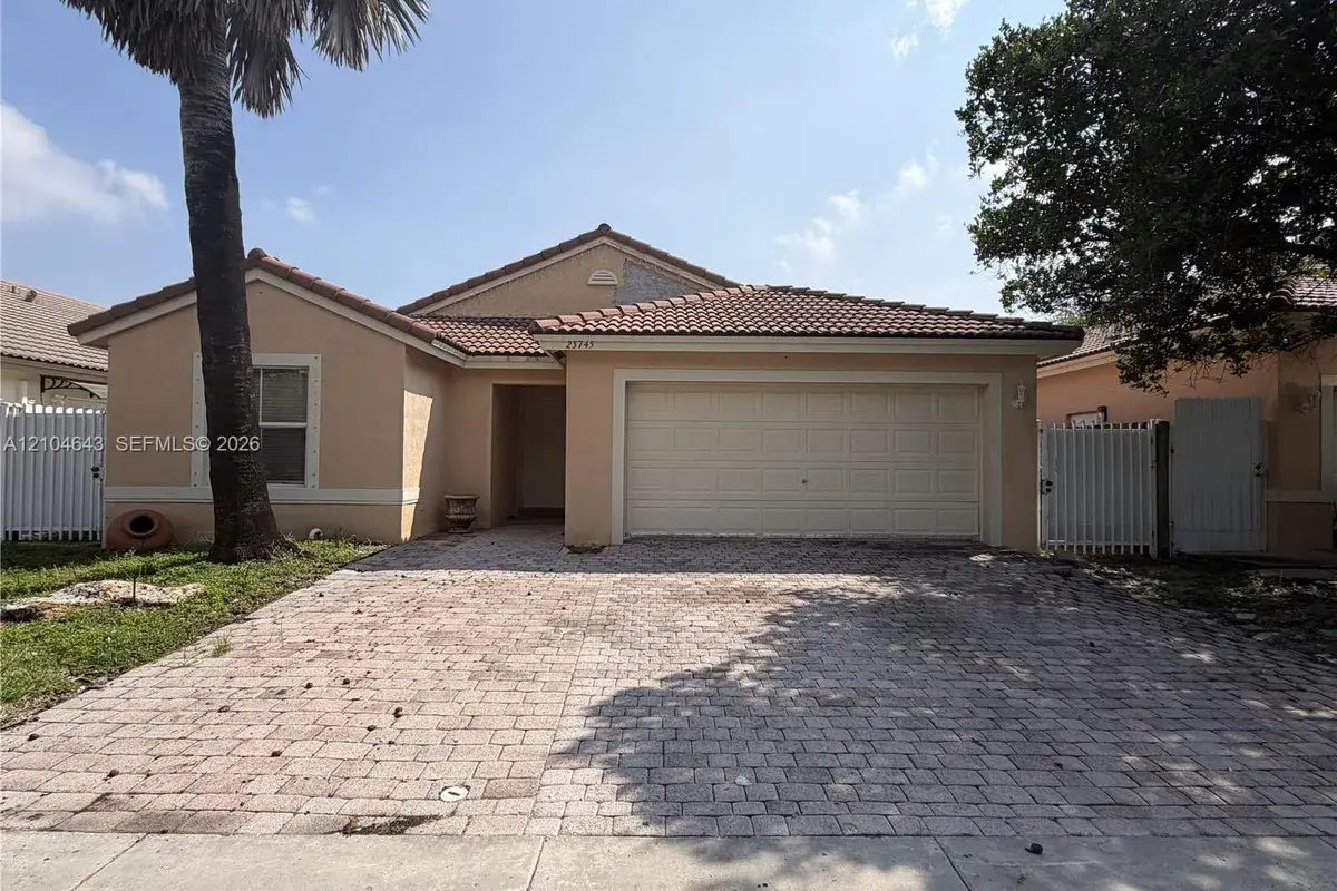 23745 SW 108th Pl, Homestead FL 33032