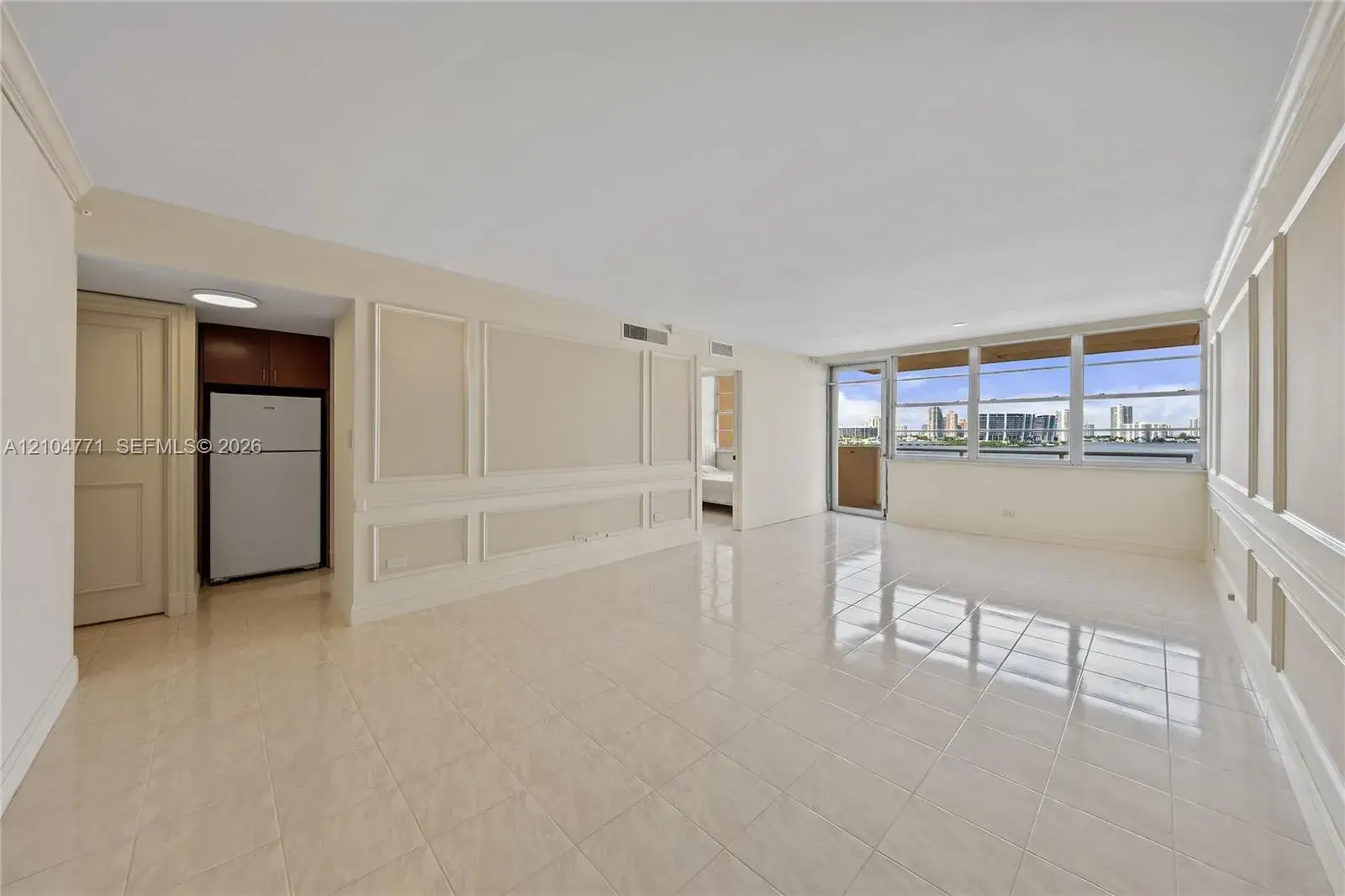 250 174th St # 615, Sunny Isles Beach FL 33160