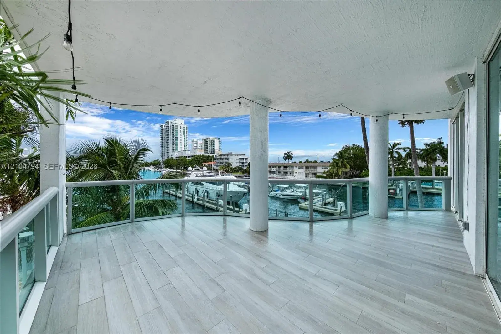 7918 Harbour Island Dr # 207, North Bay Village FL 33141