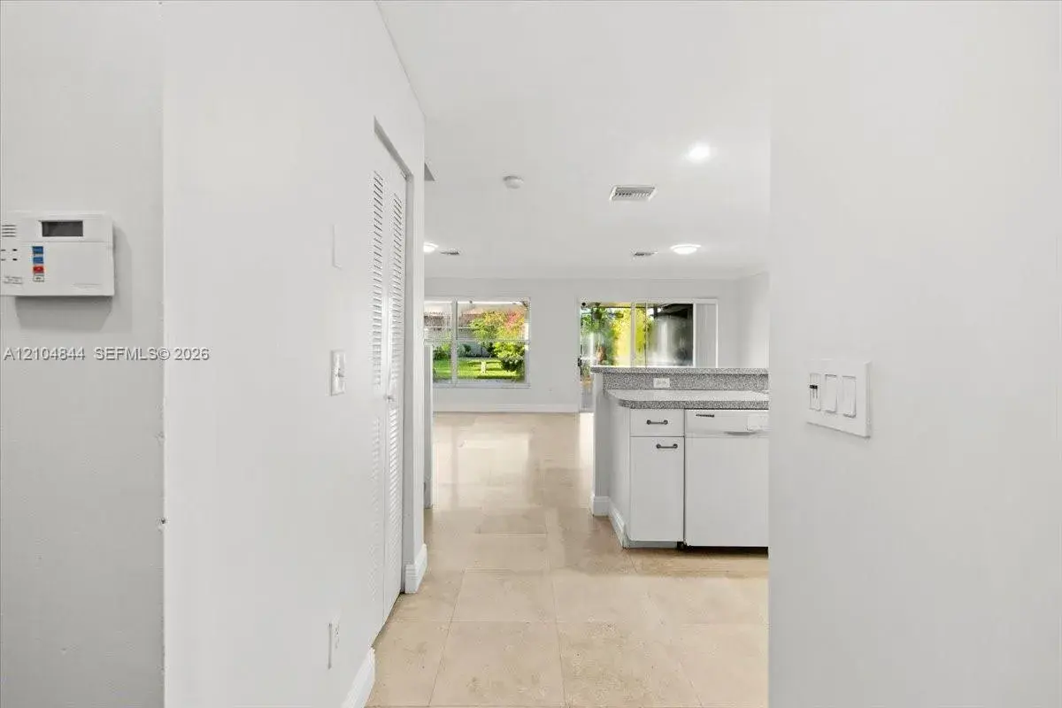 1216 NW 51st Way, Deerfield Beach FL 33442