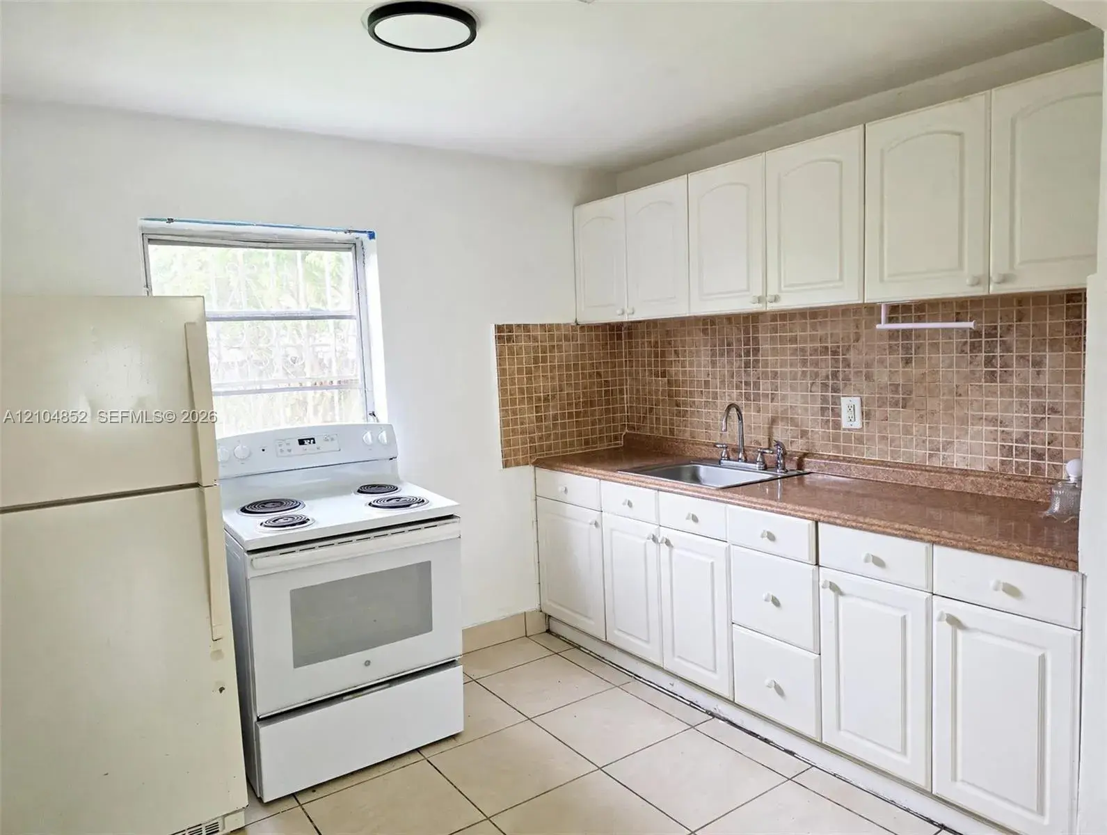 5701 Raleigh St, Hollywood FL 33021