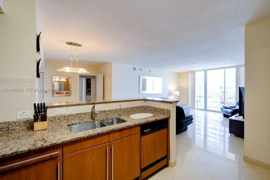 2401 S Ocean Dr # A3, Hollywood FL 33019