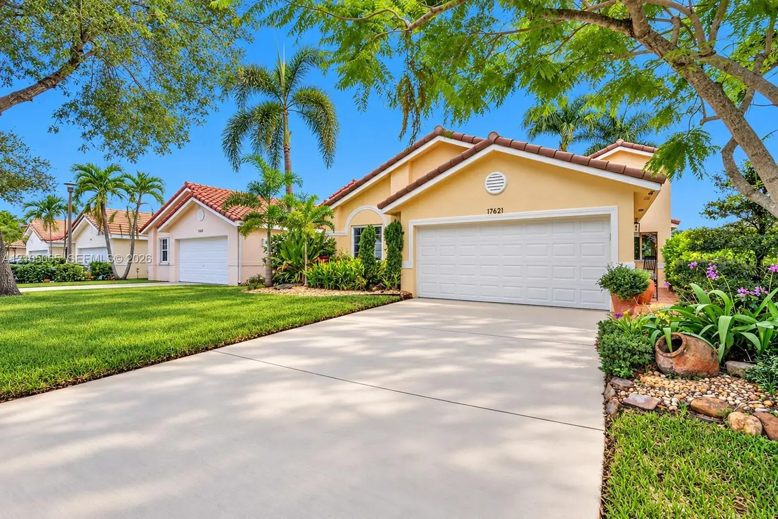 17621 SW 4th Ct, Pembroke Pines FL 33029
