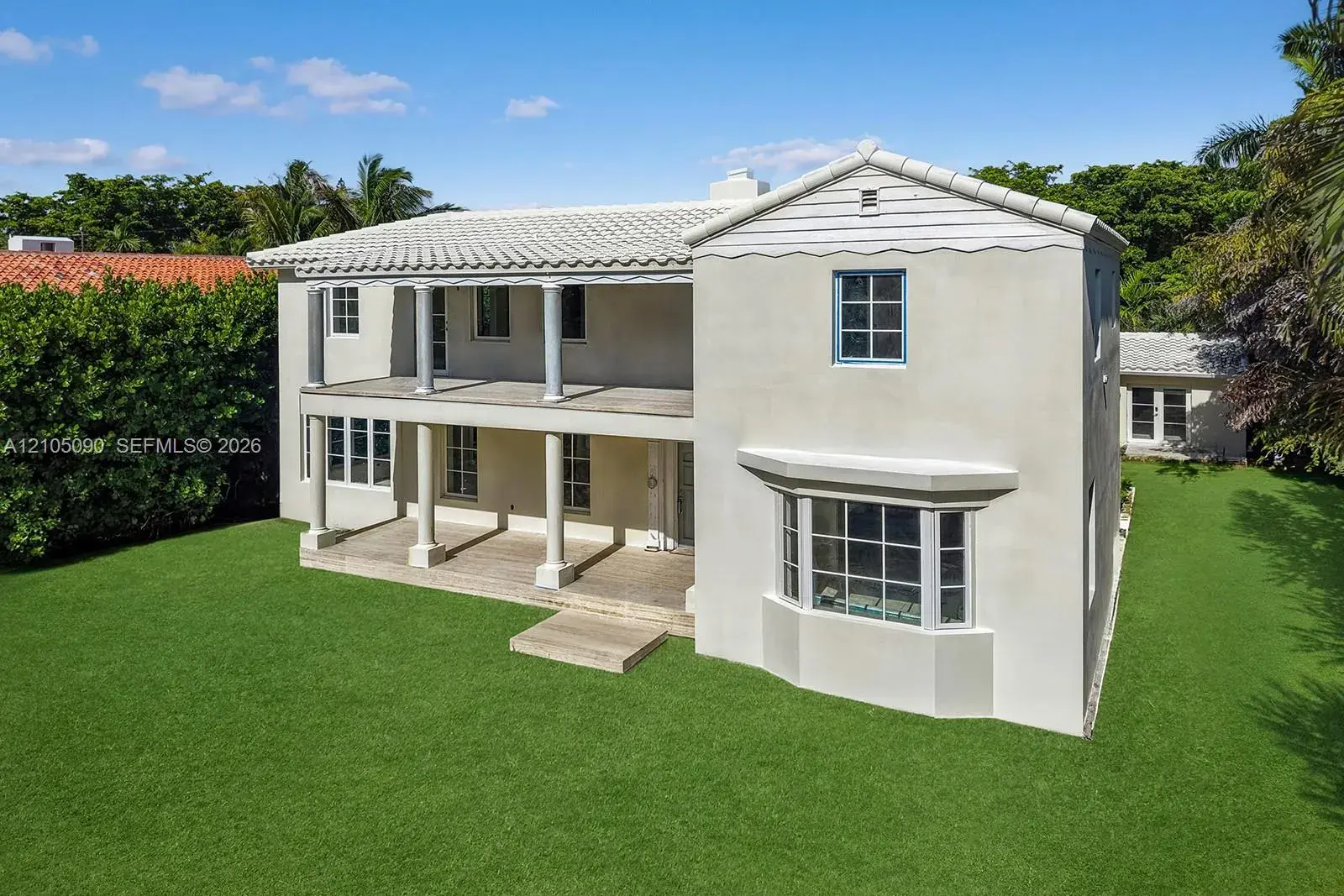 2534 Flamingo Dr, Miami Beach FL 33140
