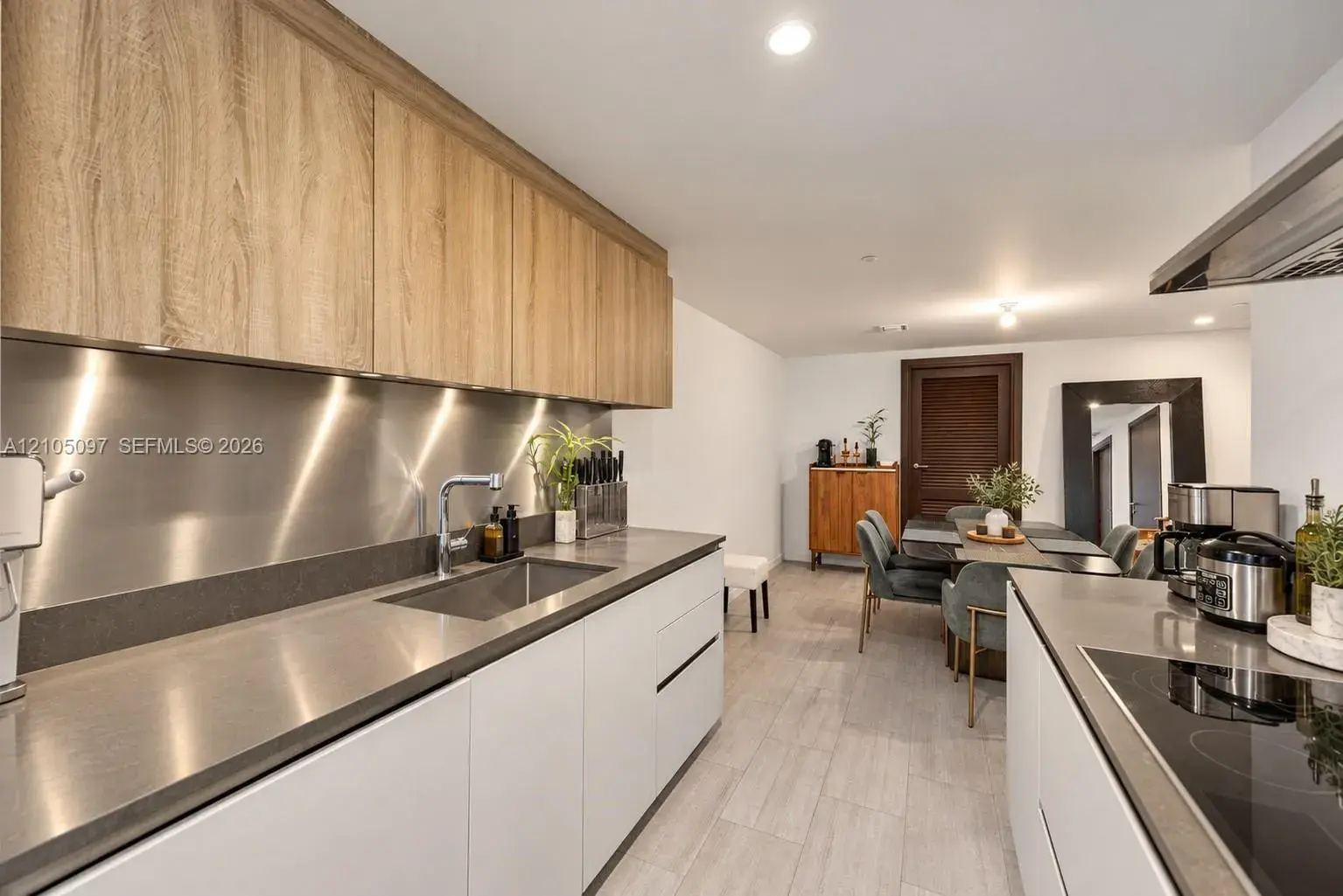 1000 Brickell Plz # 4706, Miami FL 33131