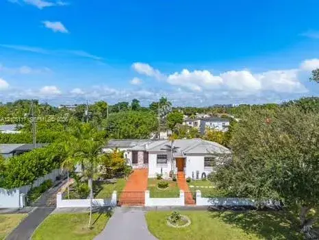 6851 SW 32nd St, Miami FL 33155